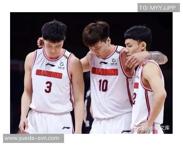 广东男篮与新疆对决精彩回放分析赛场亮点与球员表现全解析